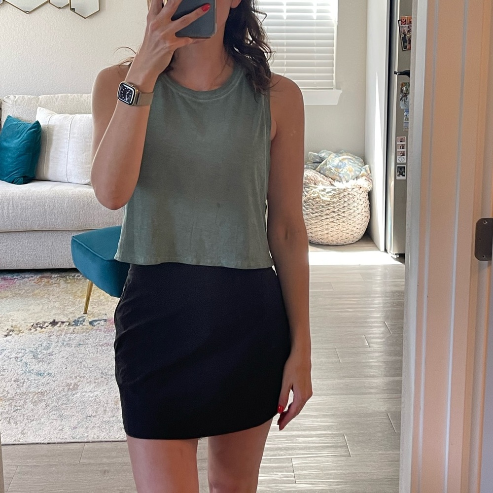 Lululemon Athletica Green Sleeveless Crop Tank Top